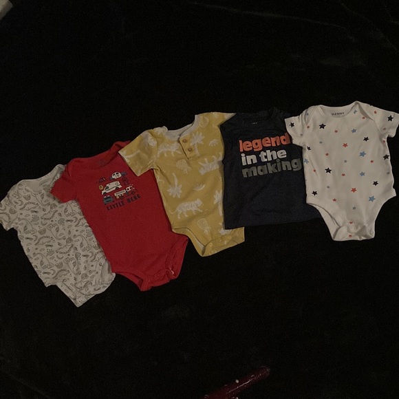 5 onesies - Picture 2 of 12